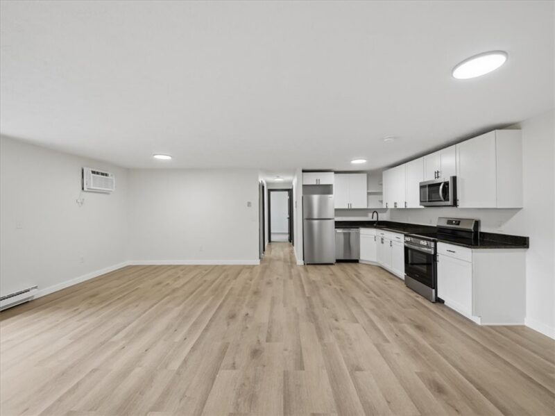 200 Waverly Ave 2 — photo 7