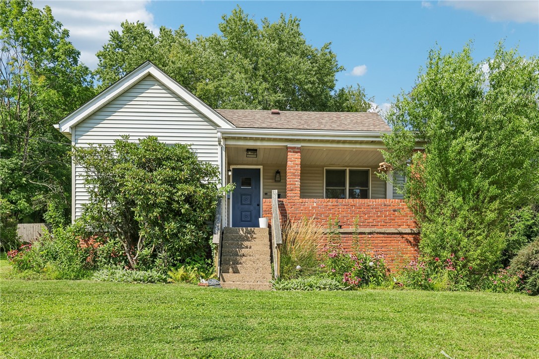 221 Rosecrest Dr — photo 1