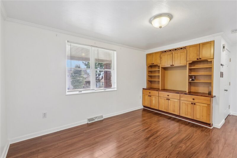 221 Rosecrest Dr — photo 6