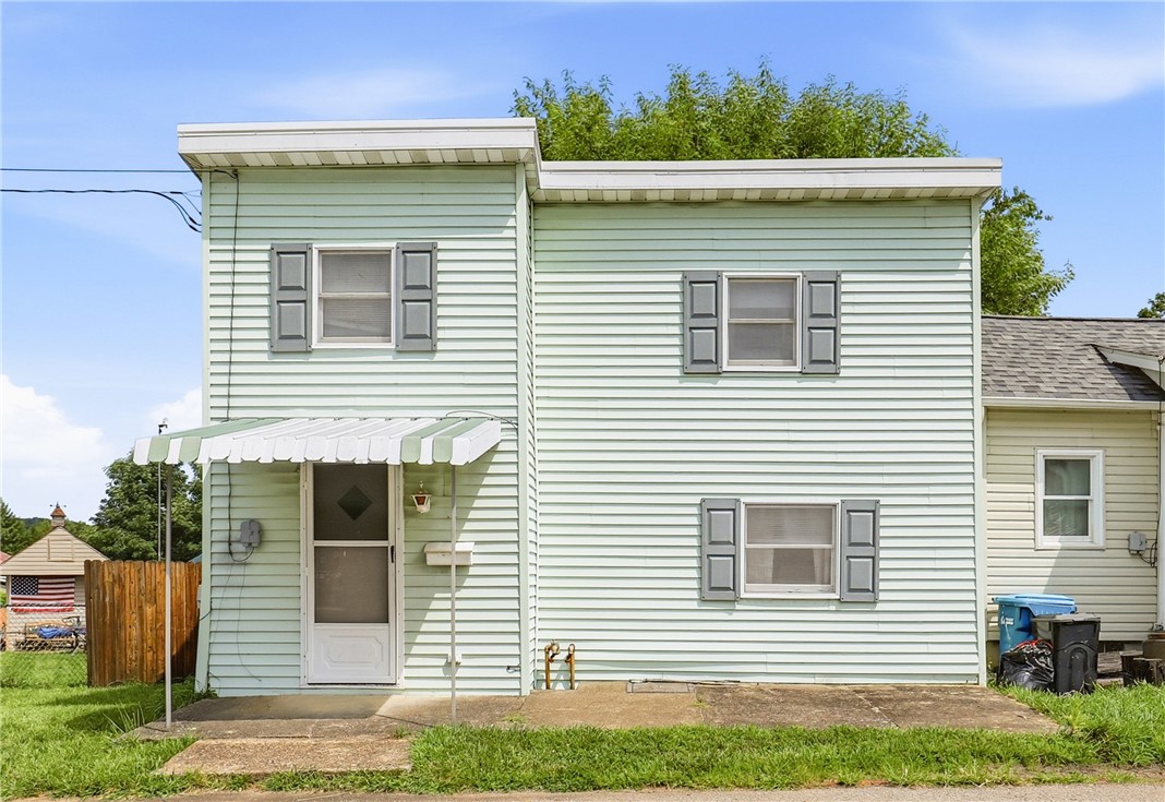 216 W Vine St — photo 1