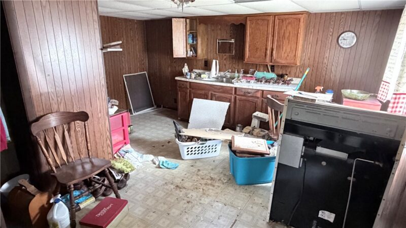 216 W Vine St — photo 4