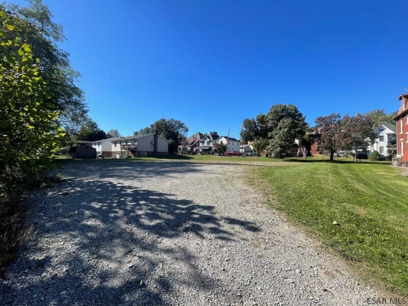 409 S 8th Street — photo 4
