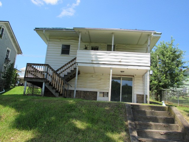 724 Main Street — photo 2