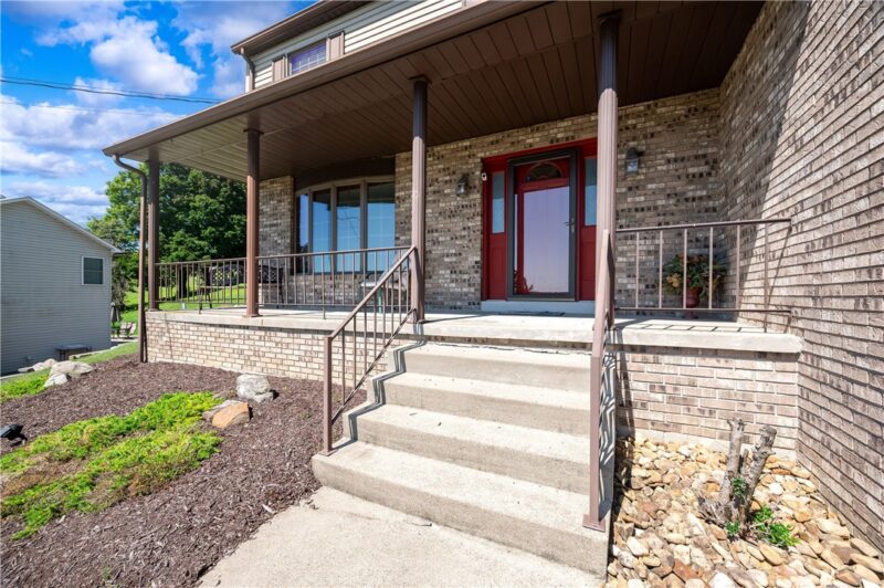 303 Primrose Drive — photo 4