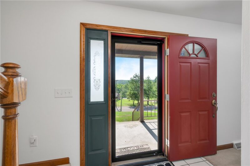 303 Primrose Drive — photo 7