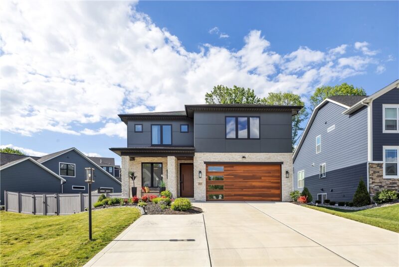 1048 Honey Locust Dr — photo 2