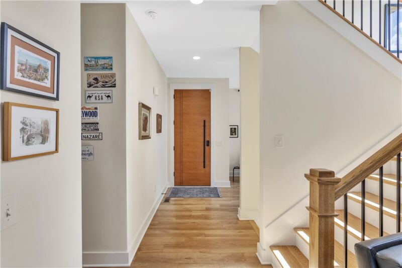 1048 Honey Locust Dr — photo 4