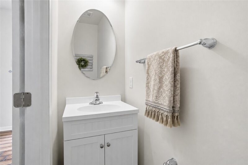 205 Broadstone Drive — photo 4
