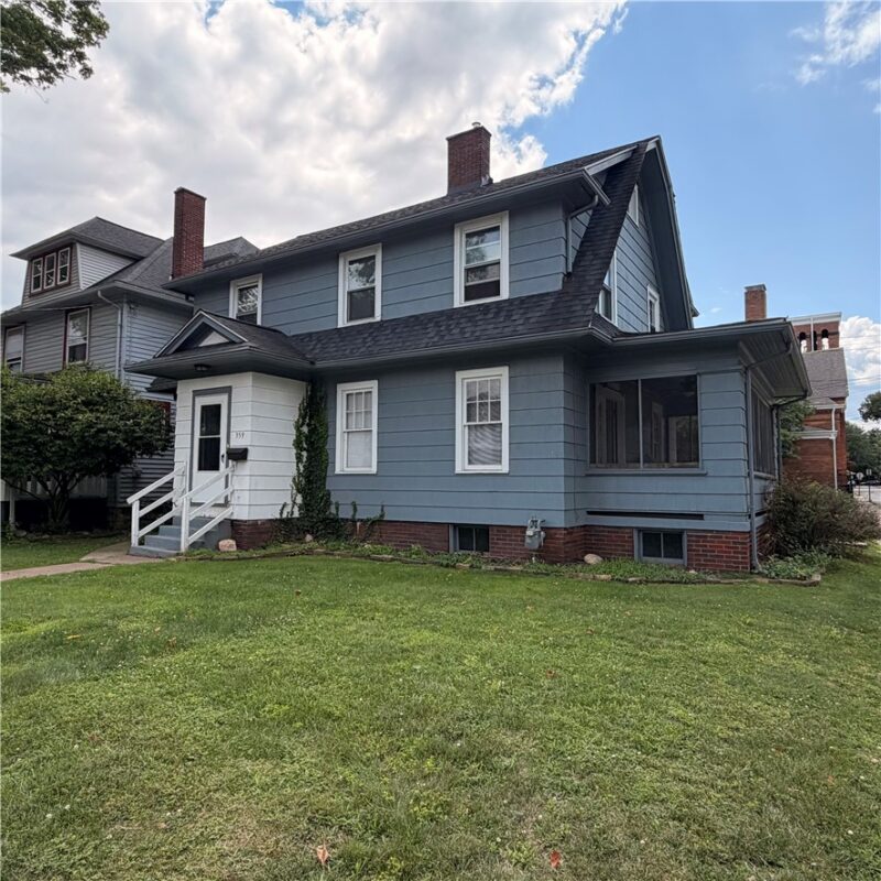 359 Wilson Ave — photo 2