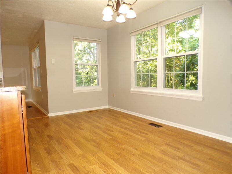 211 Hummingbird Hl — photo 7