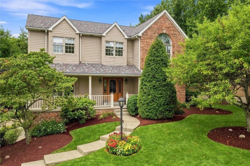 381 Cobblestone Cir — photo 2