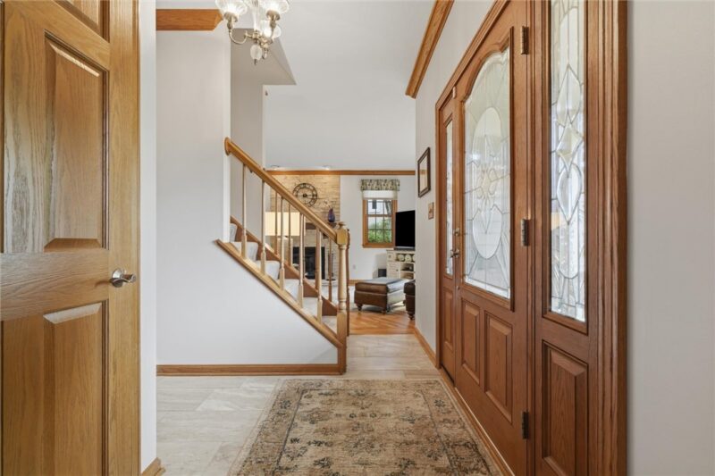 381 Cobblestone Cir — photo 5