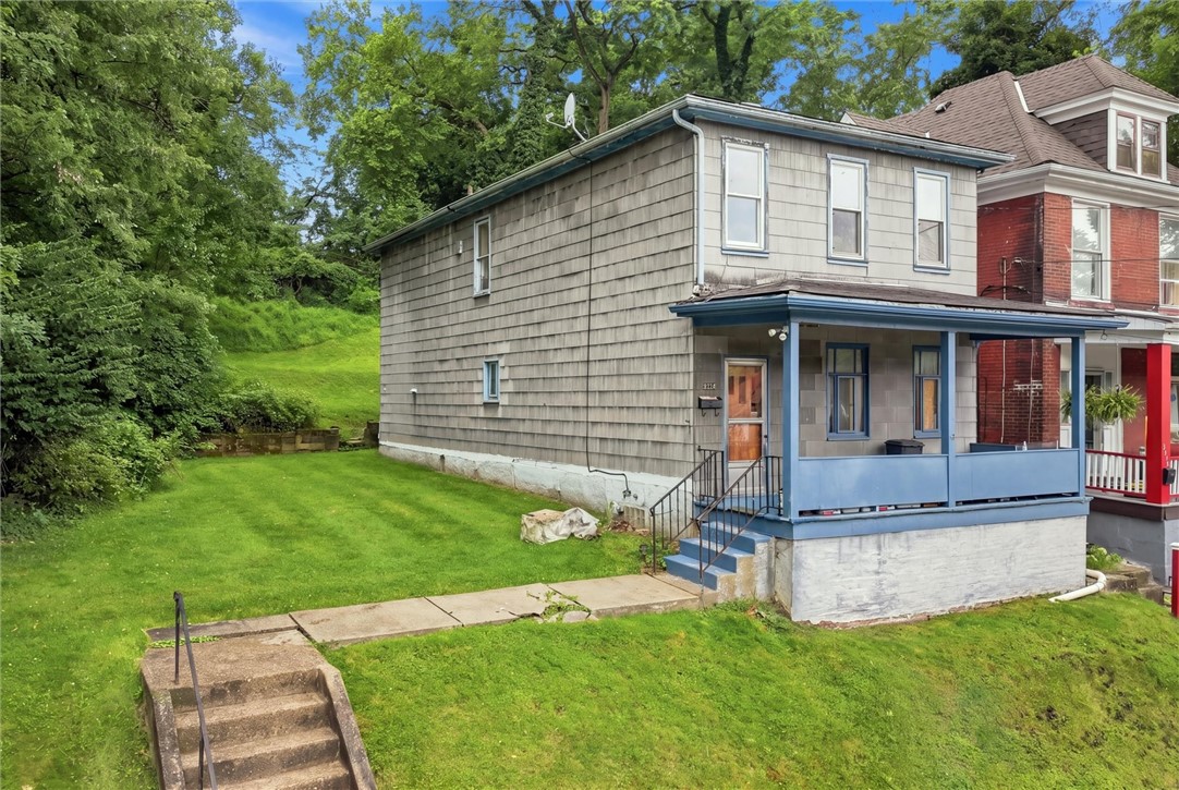 2334 Manor Ave — photo 1