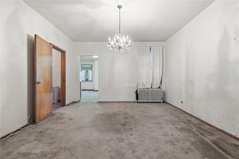 2334 Manor Ave — photo 7