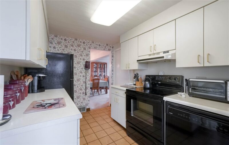 1422 Simona Dr — photo 6