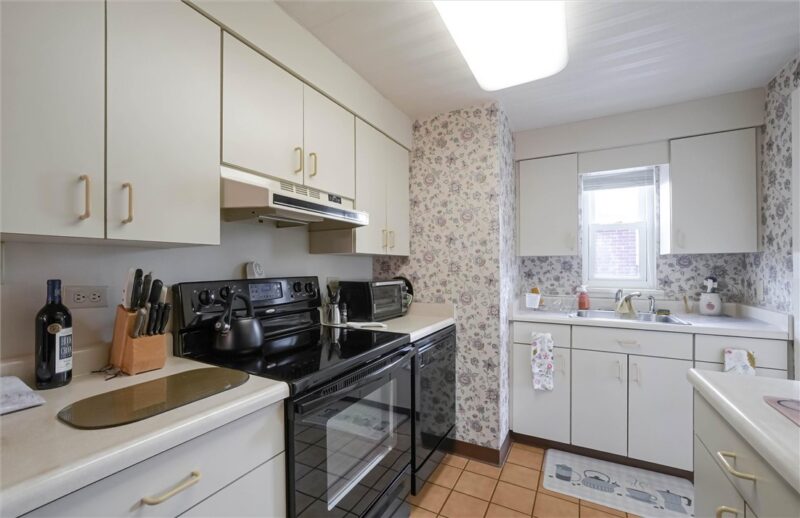 1422 Simona Dr — photo 7