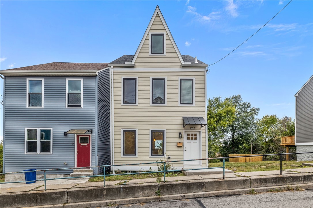 1623 Lanark St — photo 1