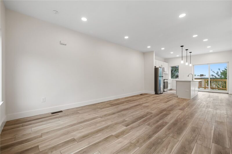 1623 Lanark St — photo 4
