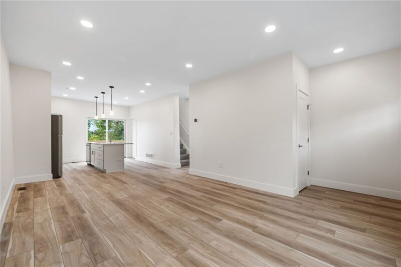1623 Lanark St — photo 6