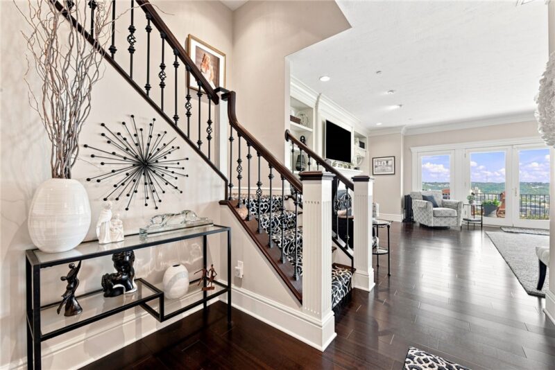 620 Grandview Ave — photo 8