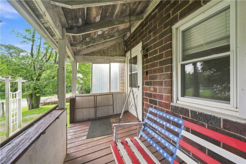 169 Kanouff St — photo 4