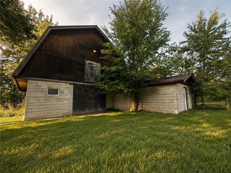 518 Shadyrest Rd — photo 3
