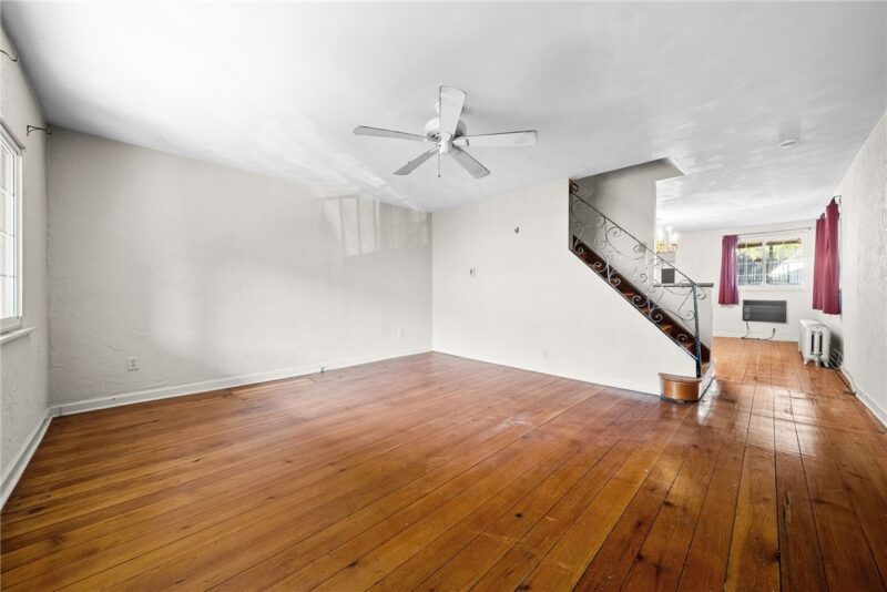 421 Ella St — photo 6