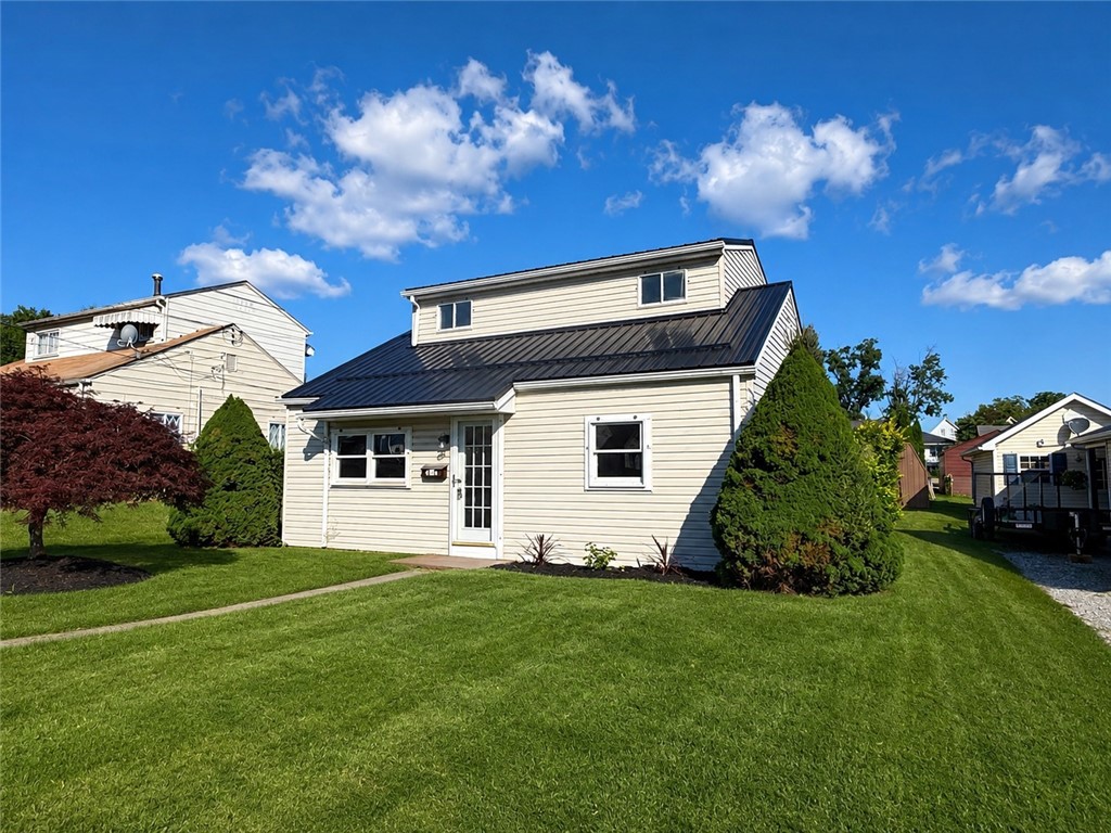 836 Meadow Ave — photo 1