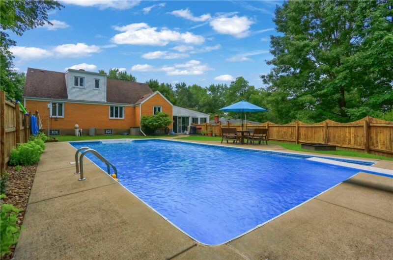 2425 Clearview Drive — photo 8