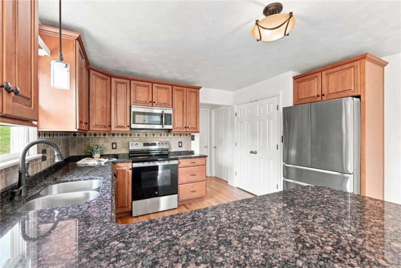 211 Plantation Dr — photo 7