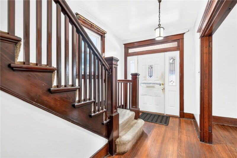 56 Perryview Avenue — photo 7
