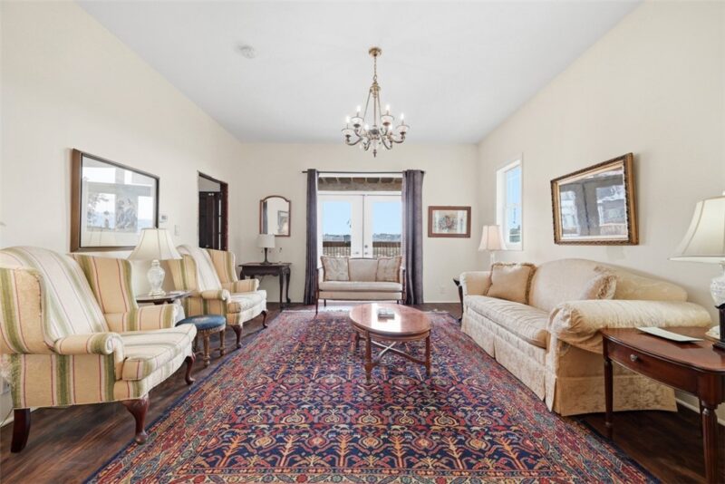 524 W Jefferson St — photo 4