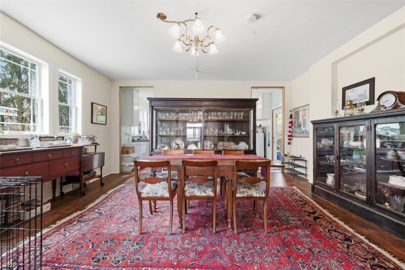 524 W Jefferson St — photo 7