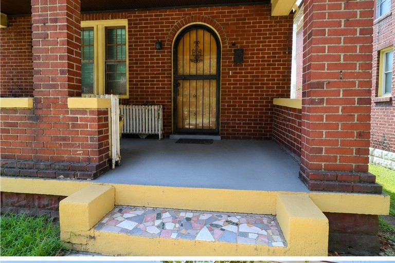 2423 BRIGHTON RD — photo 4