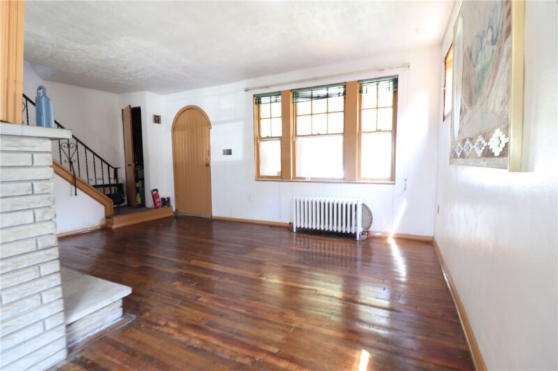 2423 BRIGHTON RD — photo 8