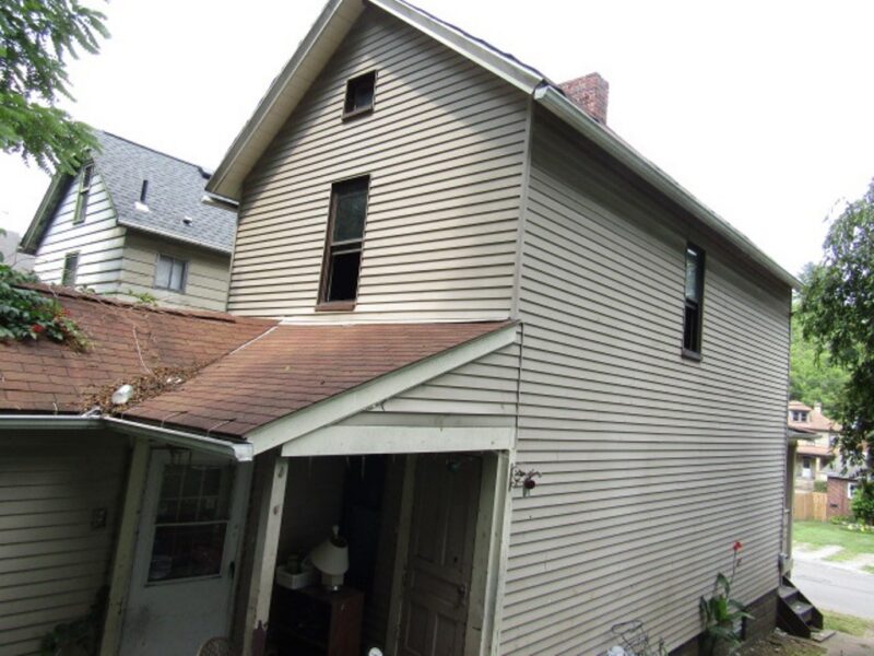 910 Laurel St — photo 3