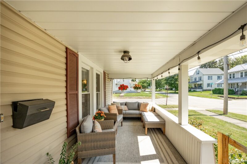 801 Stewart Ave — photo 4