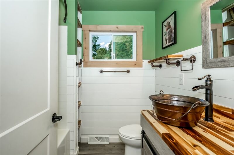 584 Pumphouse Rd — photo 8