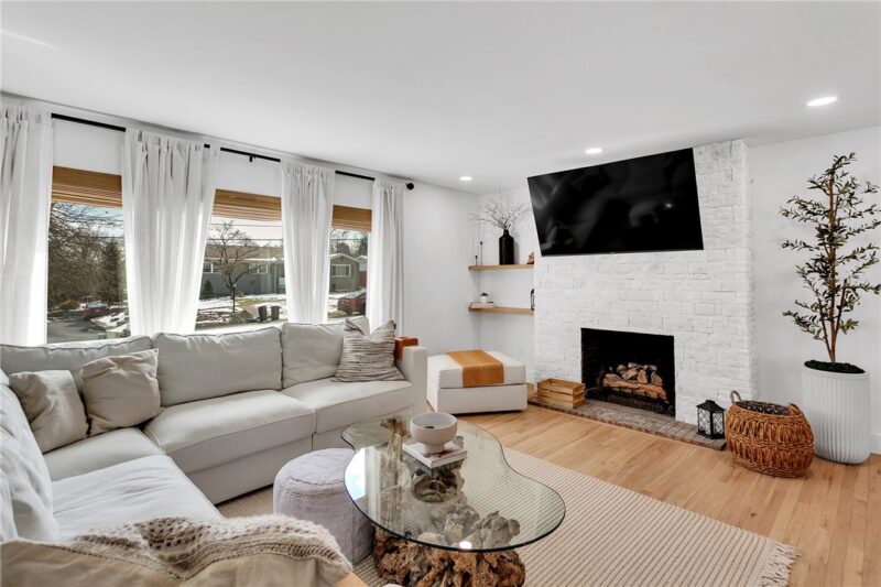 3470 MacArthur Drive — photo 7
