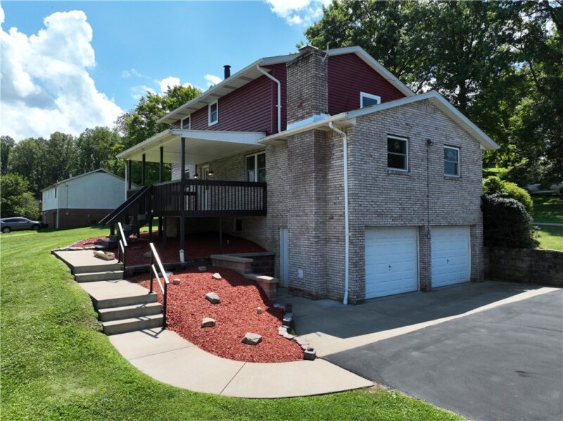 135 Willow St — photo 3