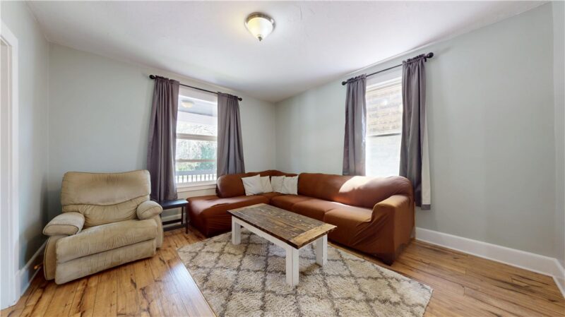 4403 4th Ave — photo 3