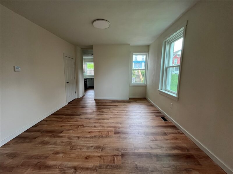 424 Suncrest St — photo 5