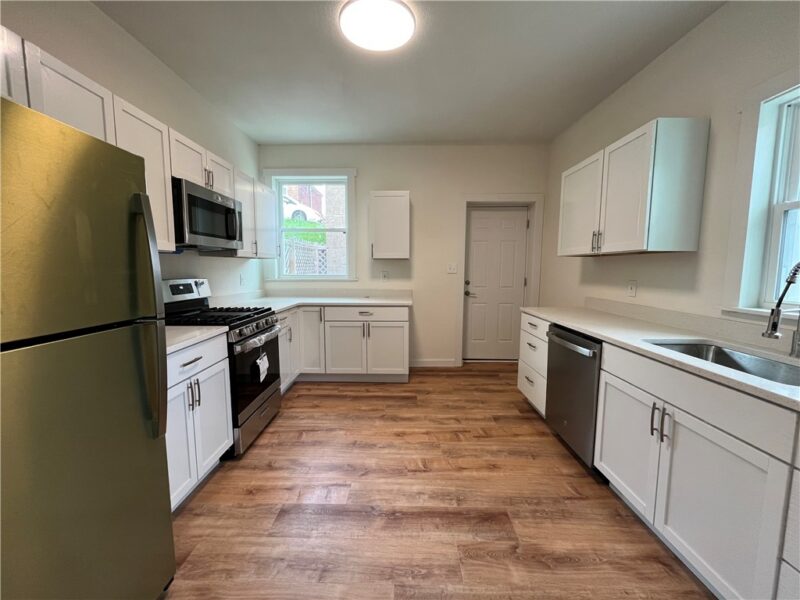 424 Suncrest St — photo 8