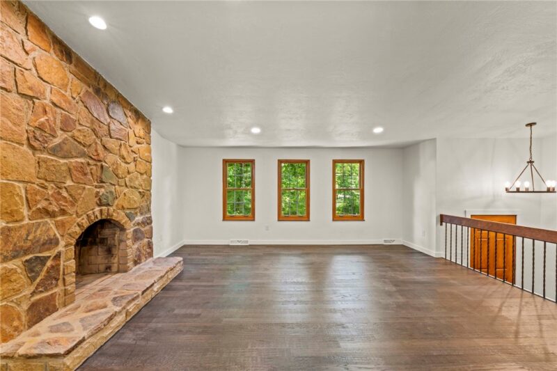 204 Fineview Dr — photo 8