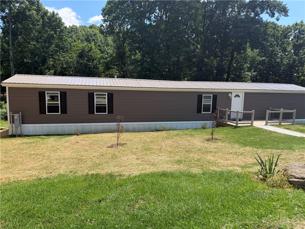 232 Sunny Hill Drive — photo 1