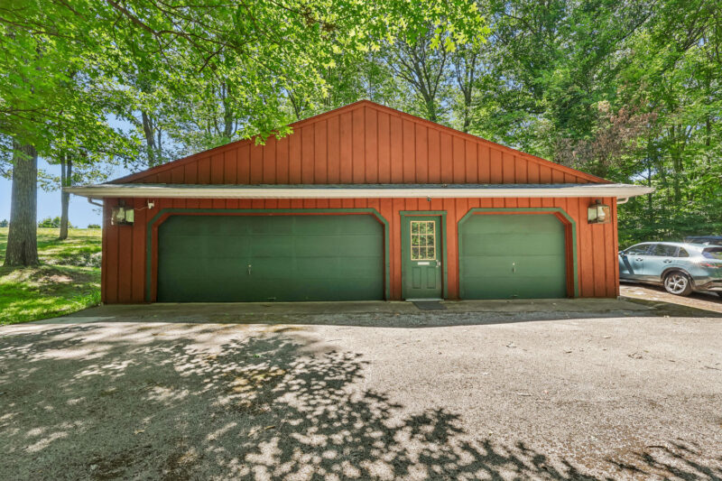 168 Airlane DRIVE — photo 7