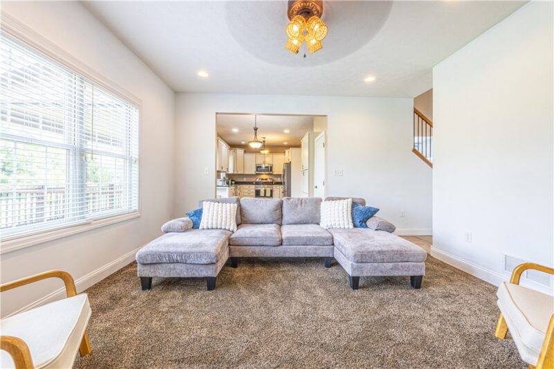 1104 Cross Creek Dr — photo 5
