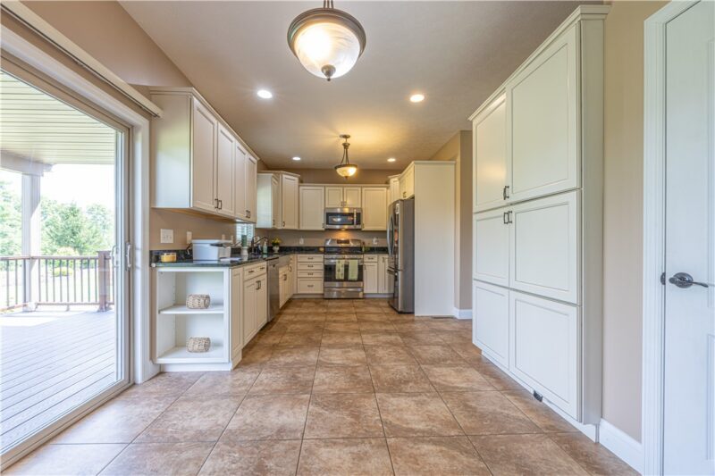 1104 Cross Creek Dr — photo 7