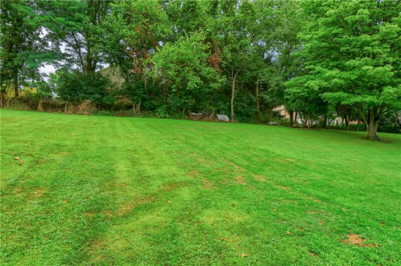 5051 Empire Drive — photo 5