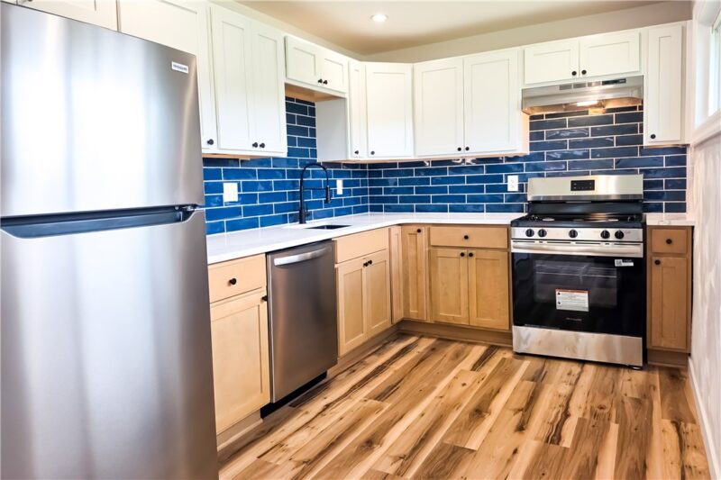 218 Garden City Dr — photo 5